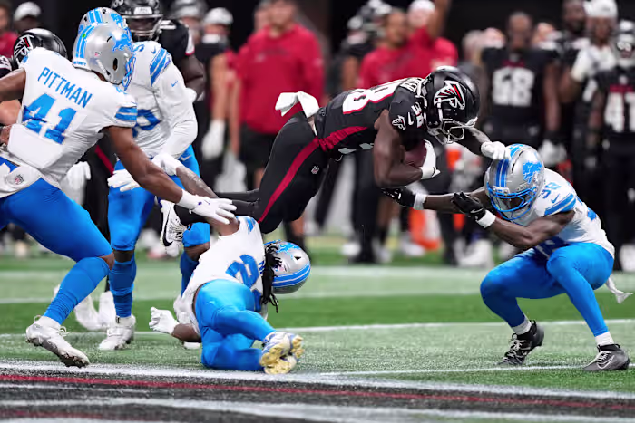 Featured image for Lions-Falcons Preseason Game Ends Early After Safety Morice Norris Injury