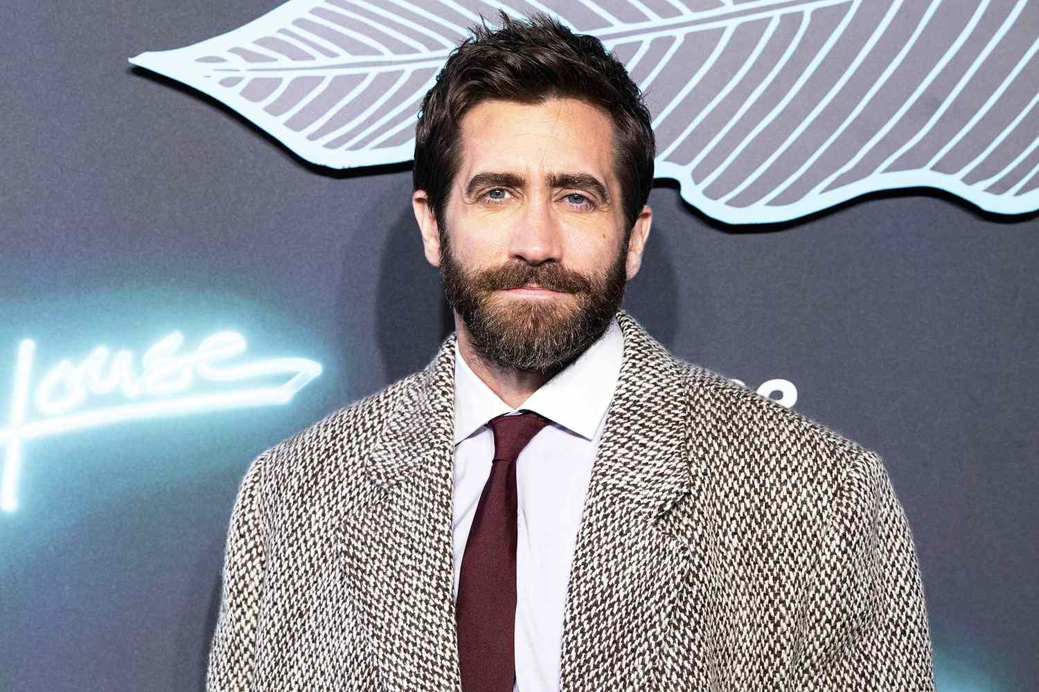 Featured image for Jake Gyllenhaal: How Legal Blindness Enhances My Acting