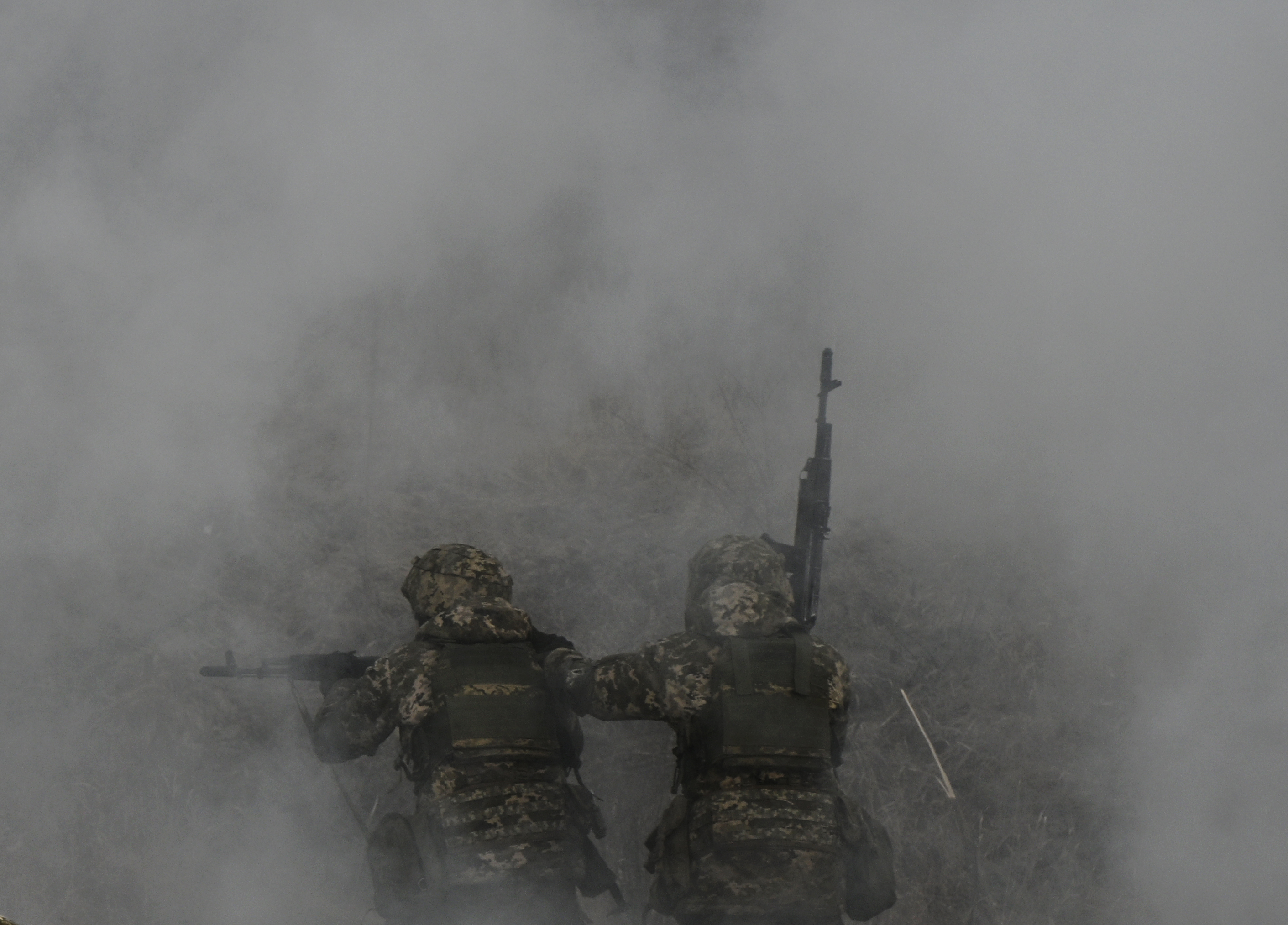 "Debunking Republican Myths: Ukraine's Path to Victory Against Russia"