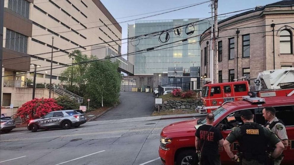 Fentanyl exposure sends 7 inmates to hospital in Washington state jail.