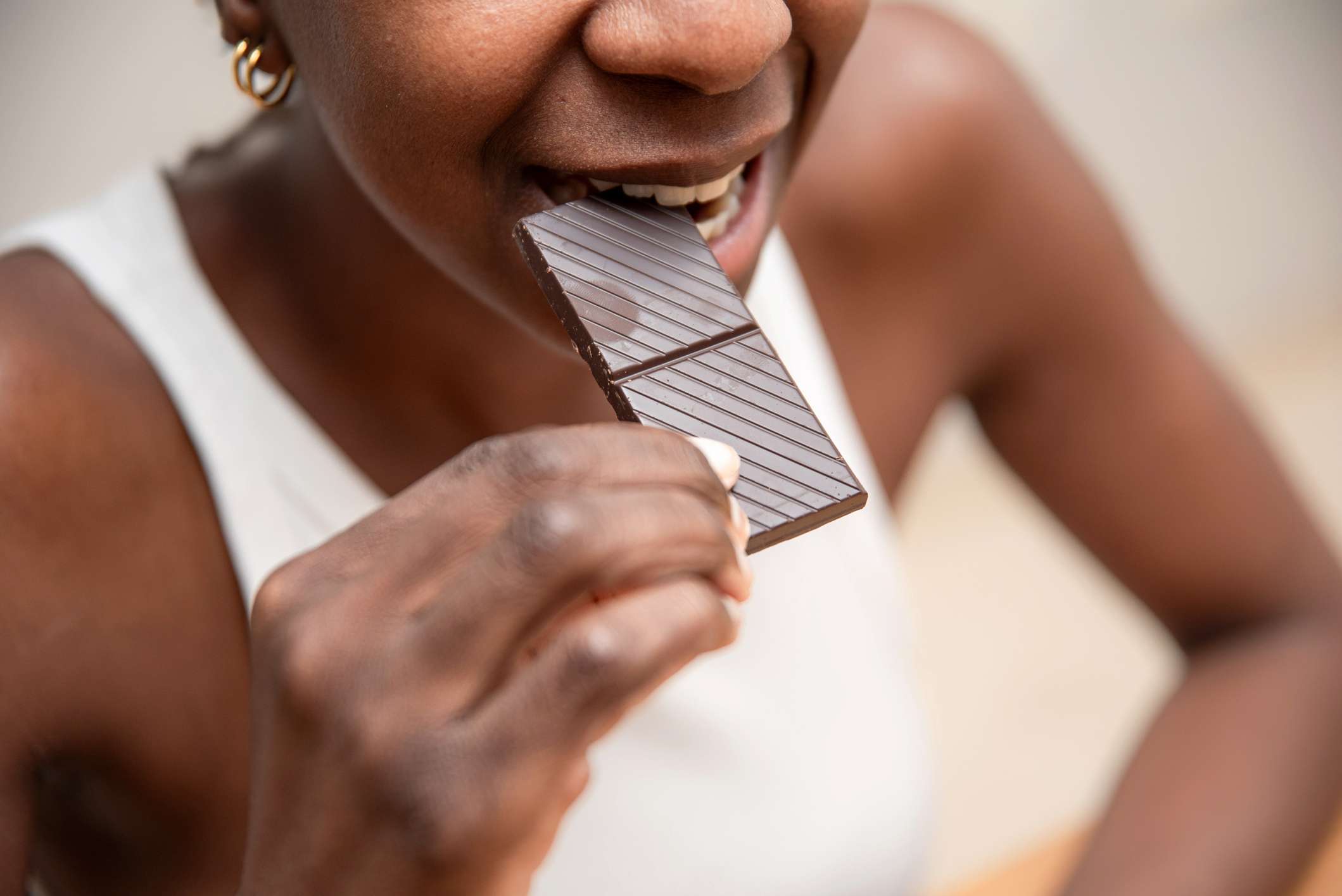 Featured image for Experts Reveal the Health Benefits and Best Time to Enjoy Dark Chocolate