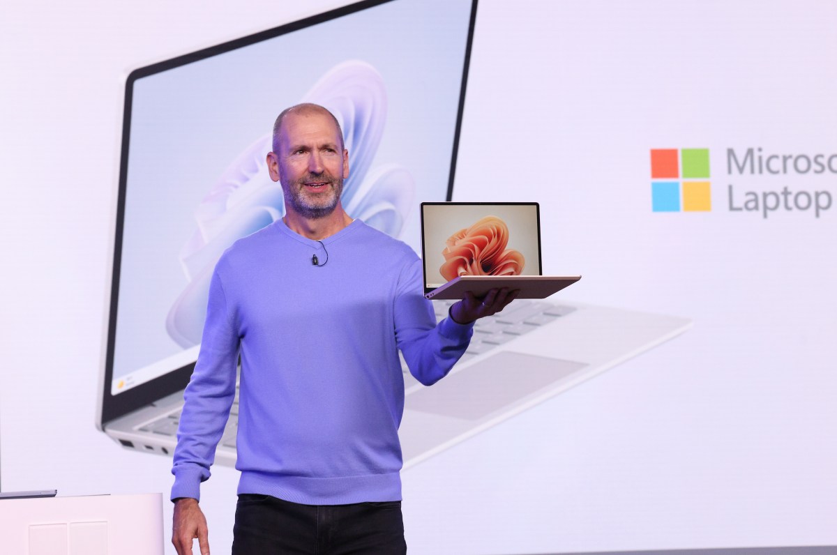 "Microsoft Unveils Upgraded Surface Laptop Go and Laptop Studio, Showcases AI Innovations in 11-Minute Event"
