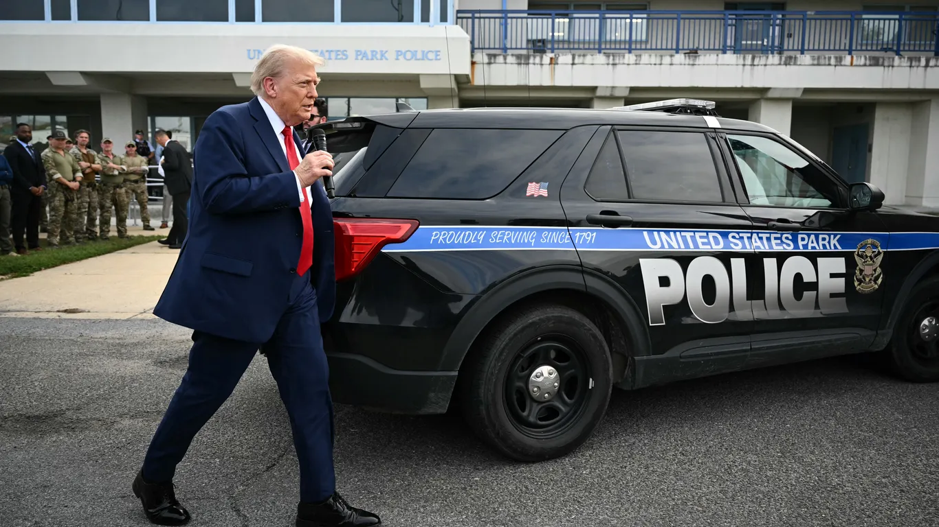 Featured image for Trump to Issue Executive Order to End Cashless Bail in D.C.