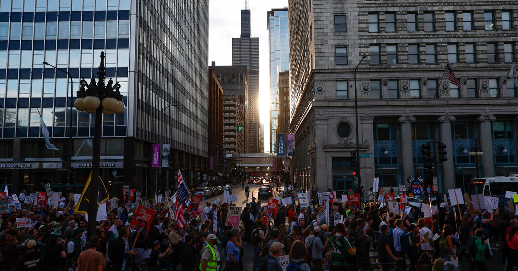 Featured image for Tensions Rise as Federal Immigration Enforcement Sparks Local Outcry in Chicago