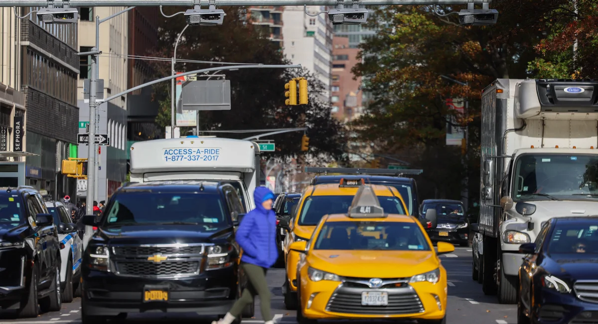 NYC Congestion Pricing Faces Political and Legal Hurdles Amid Bipartisan Backlash