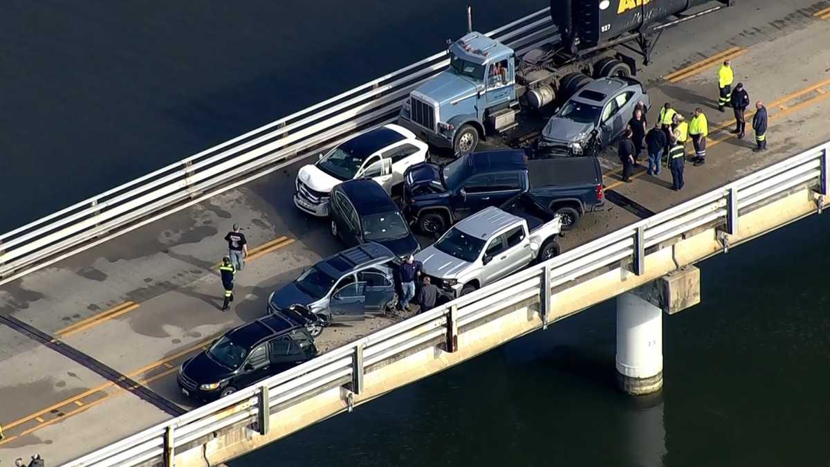 Featured image for "Police Seek Honda Civic in Bay Bridge Pileup Investigation"