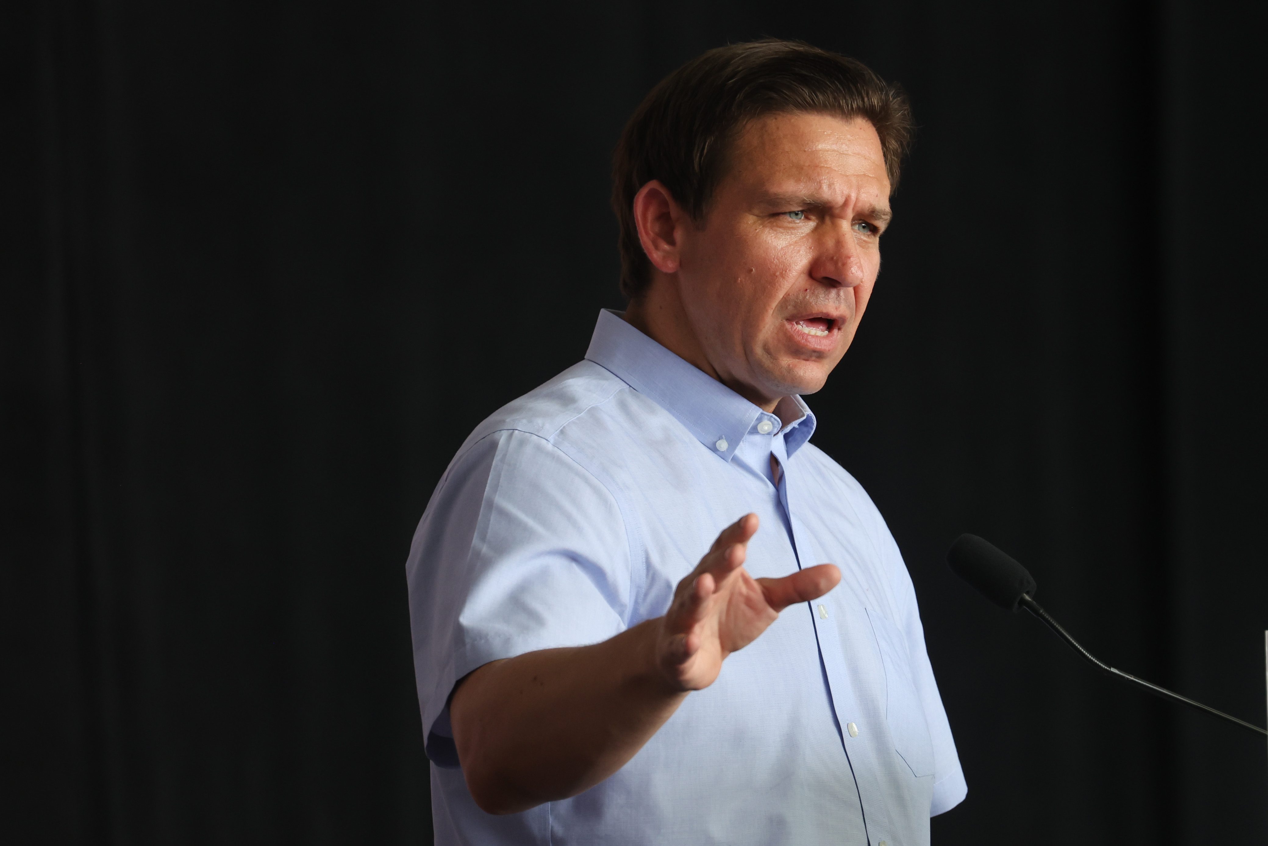 "Suspended Democratic Prosecutor Appeals to Florida High Court in Battle Against DeSantis"