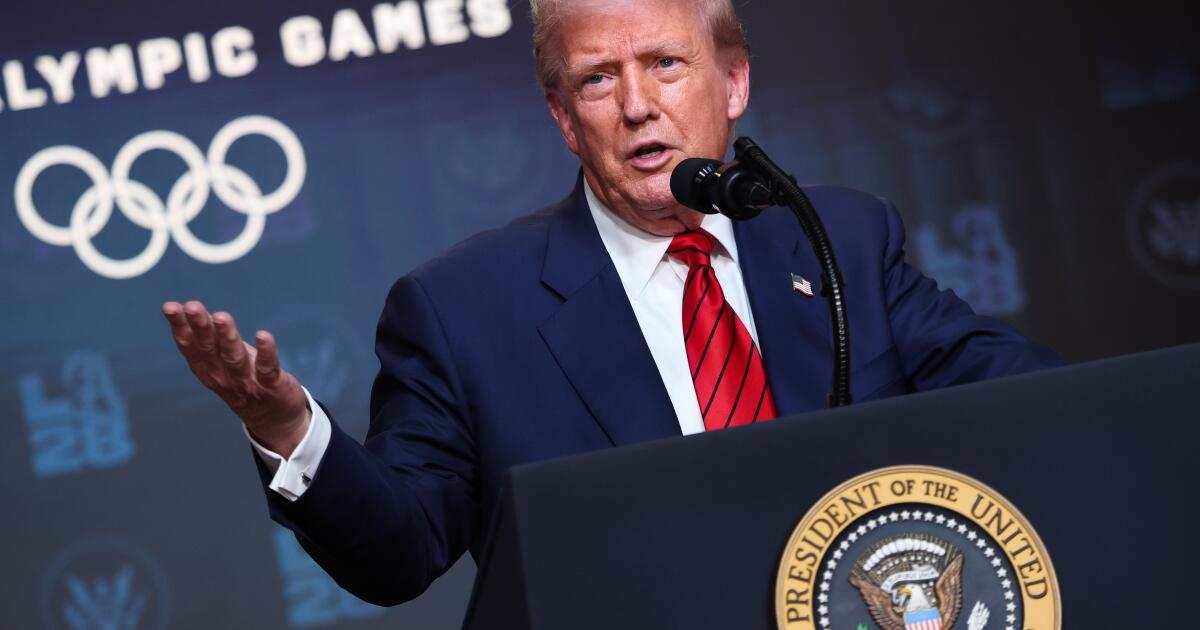 Featured image for Judge Blocks Trump Administration's Funding Cuts to Sanctuary Cities