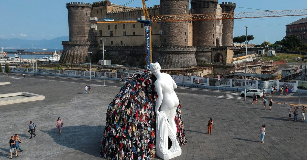 Arson Attack Destroys Pistoletto's 'Venus of the Rags' in Naples