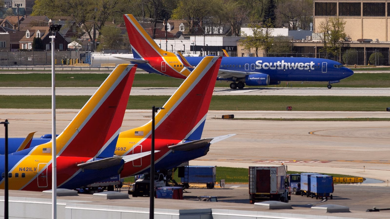 Featured image for Southwest Flight Avoids Collision, Passengers and Crew Injured