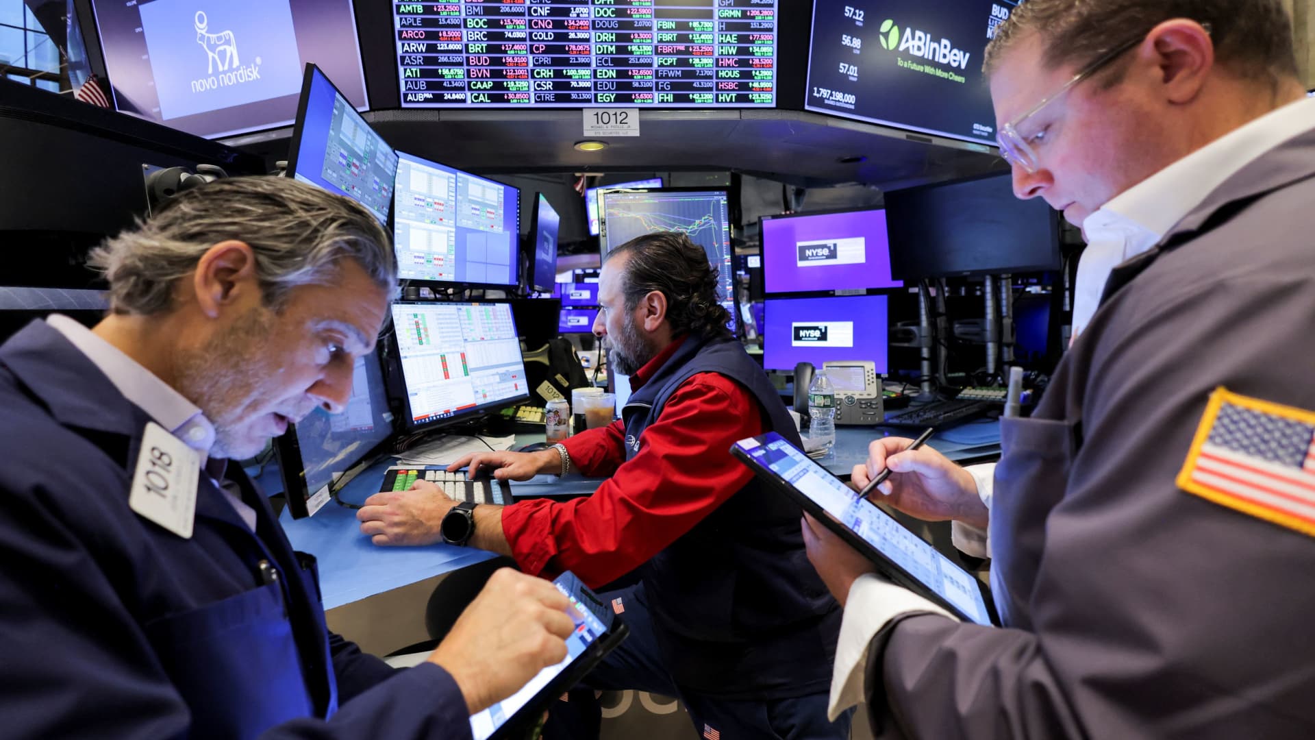 Markets Mixed as Post-Election Rally Falters Amid Inflation Concerns