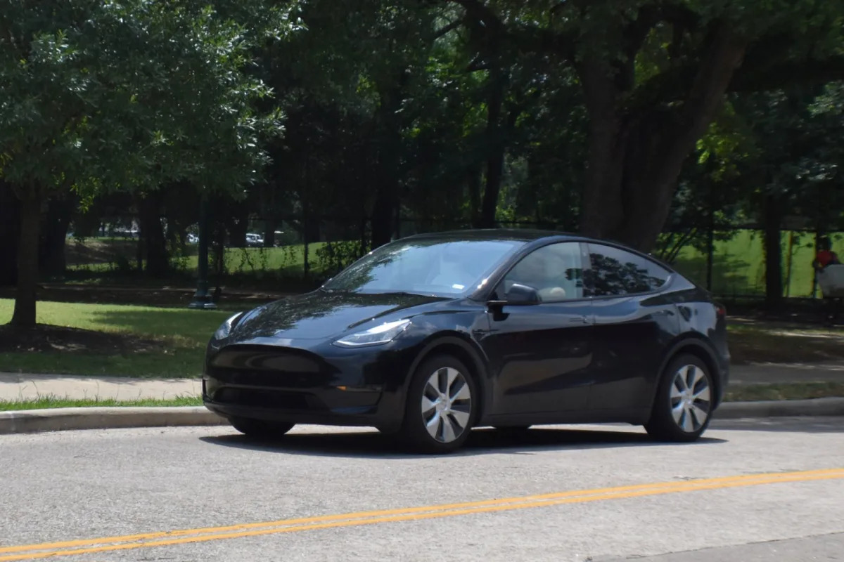 "Lessons from a 28-Day, 12,000-Mile Tesla Road Trip Adventure"