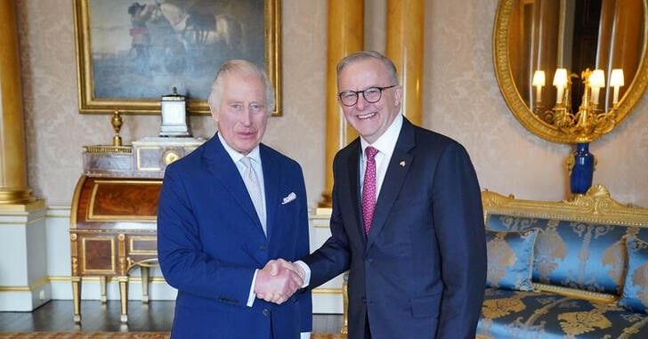 Republican Australia and New Zealand leaders snub King Charles' coronation.