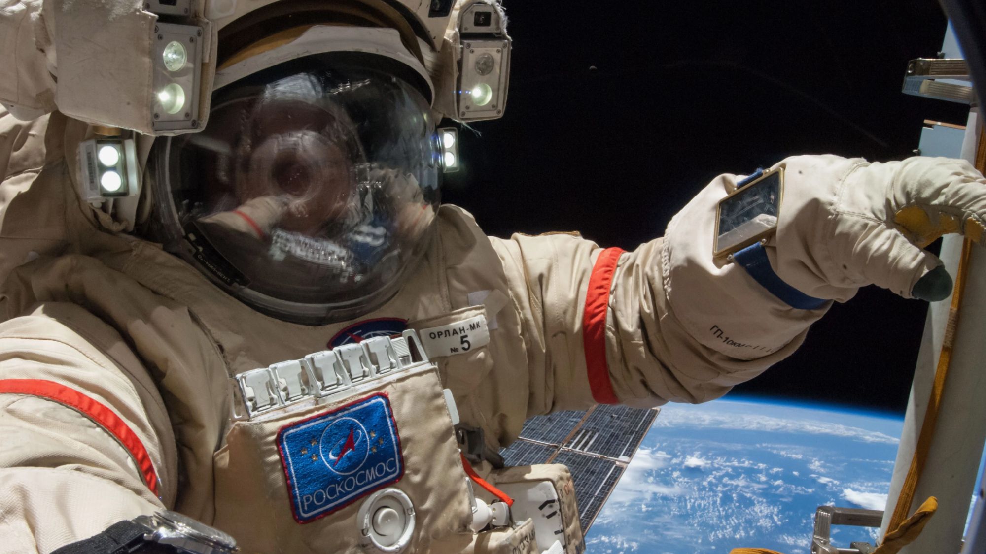 Featured image for Russian Cosmonauts Conduct Spacewalk Outside ISS