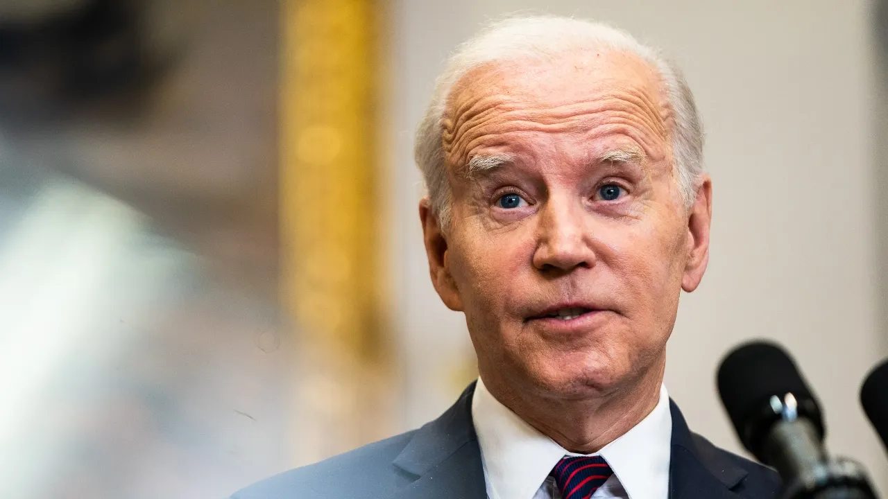 Mixed Reactions to Biden's Handling of Border Crisis