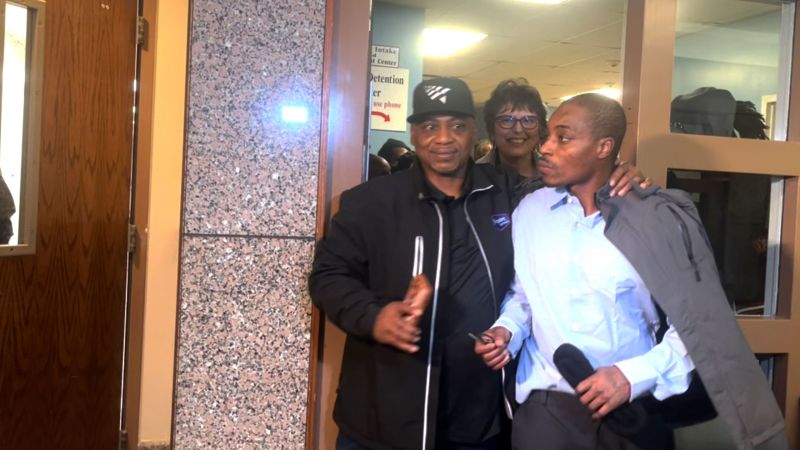 Featured image for Two Men Freed After 15 Years as Convictions Overturned in Detective Scandal