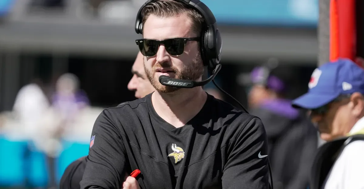 Raiders Tap Janocko as OC to Run Kubiak-Influenced Offense