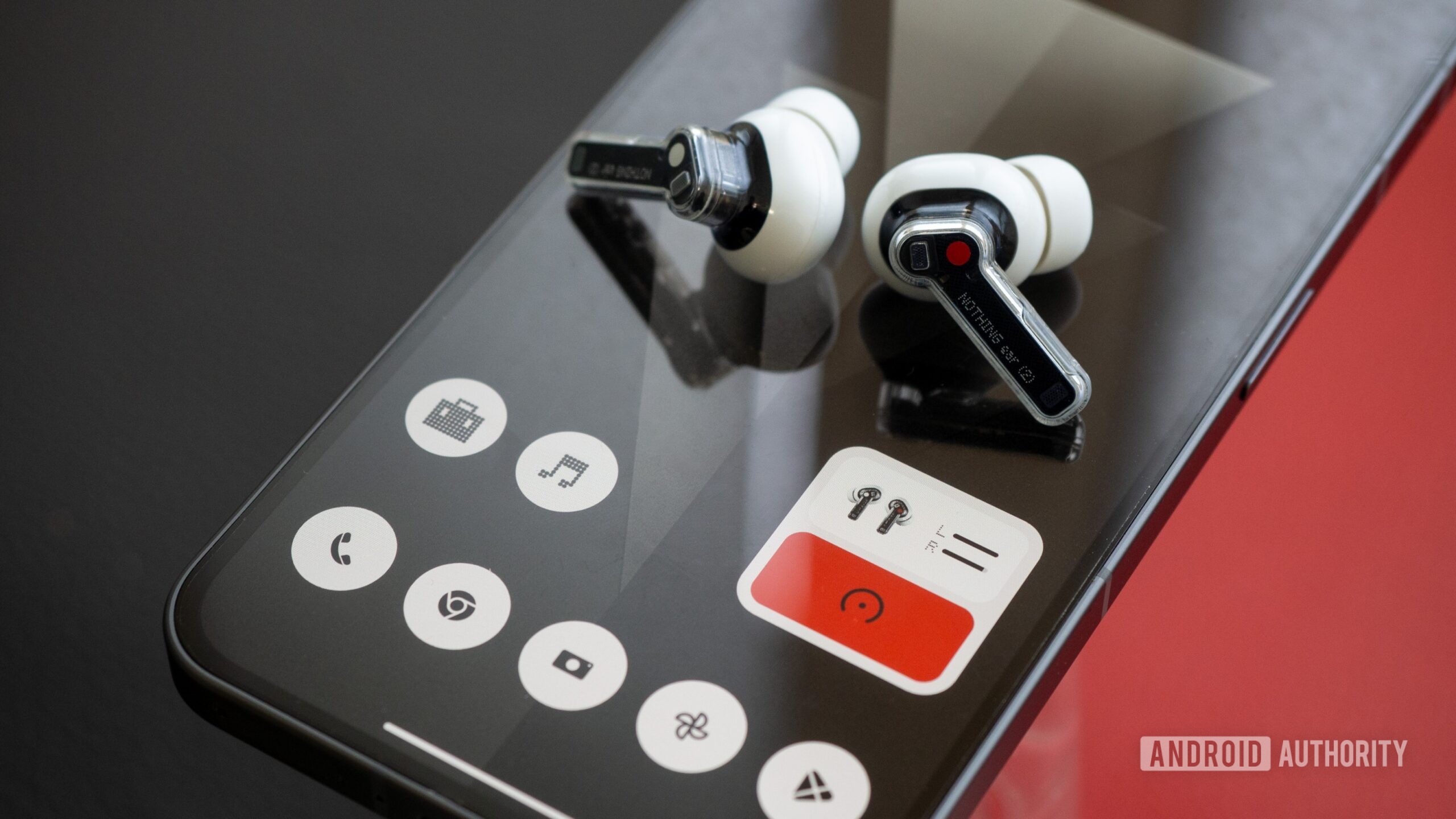 Featured image for "Nothing Phone 2 Receives Android 14 Update with Nothing OS 2.5"