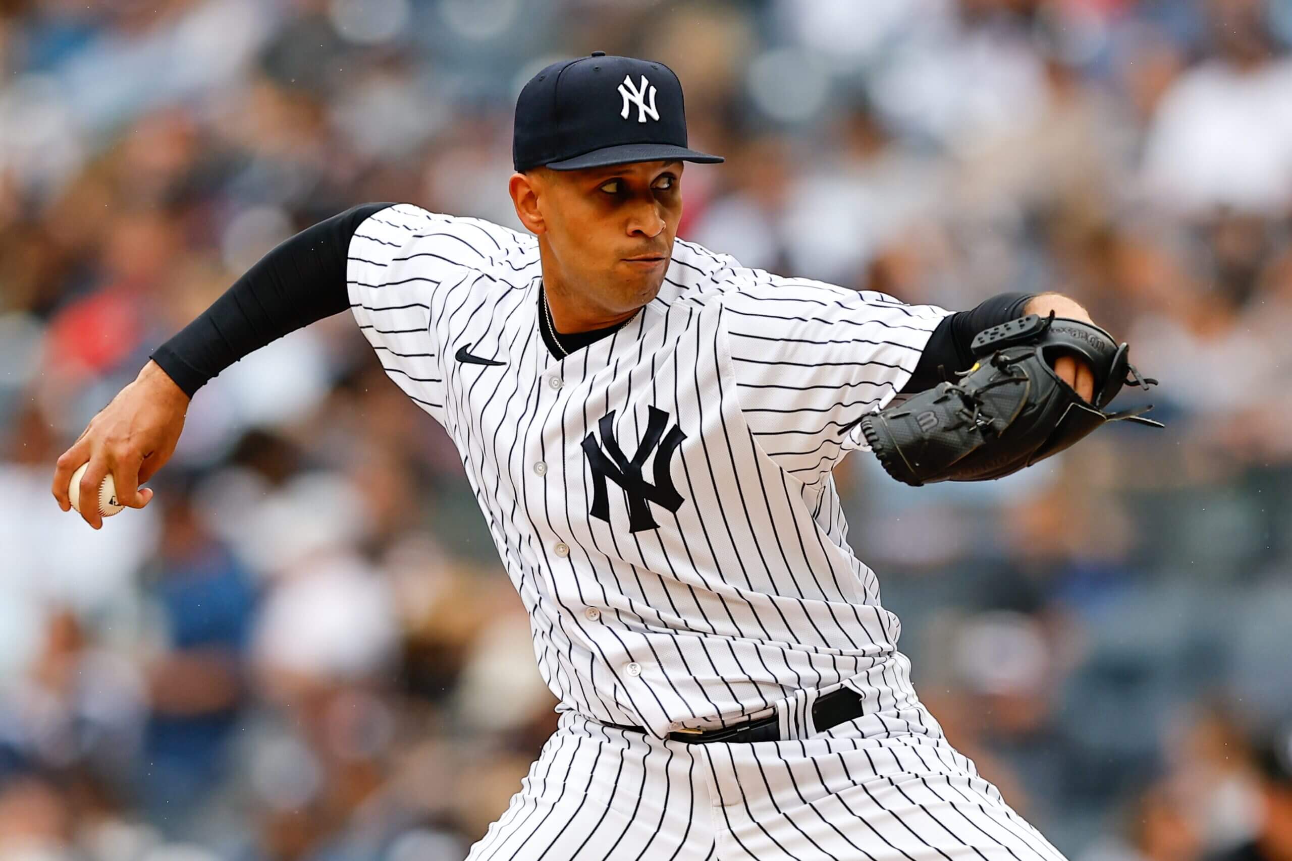 Cardinals Set to Add Keynan Middleton to Bullpen