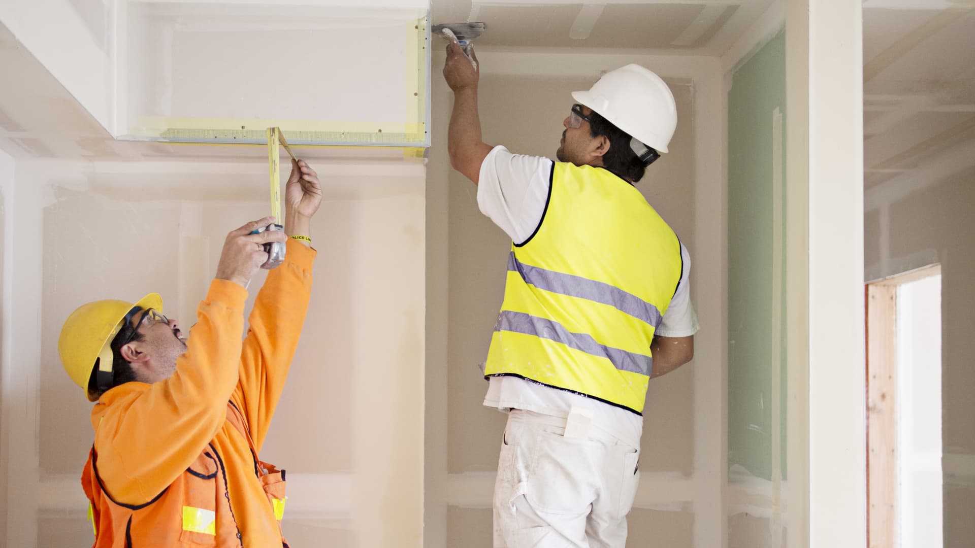 Featured image for Top Careers Least Vulnerable to AI Disruption