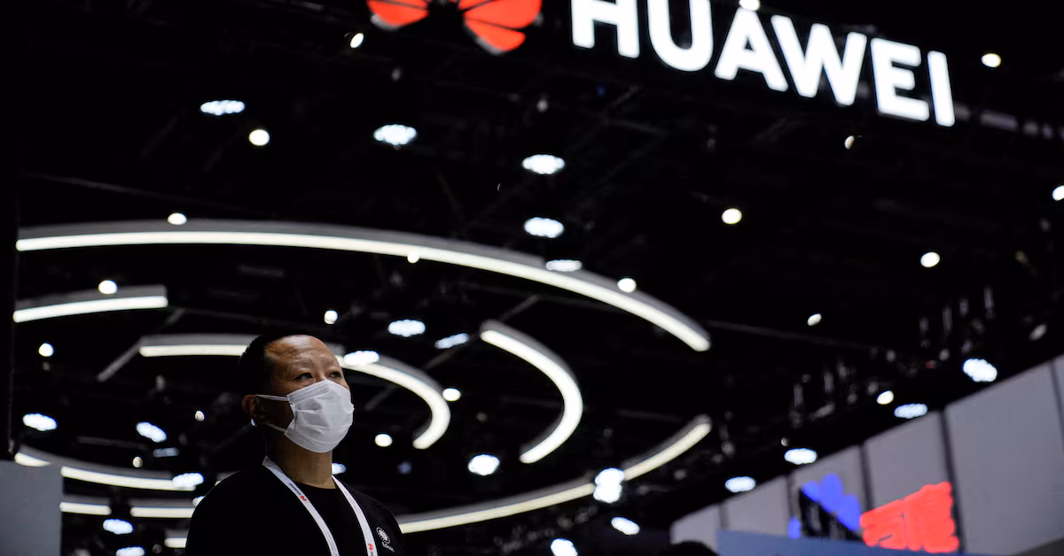Seagate fined $300 million for shipping hard drives to Huawei.
