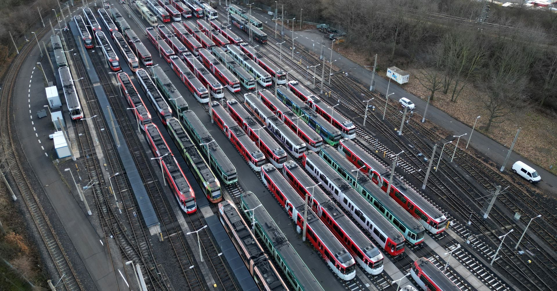 Featured image for "Germany Grinds to a Halt: Strikes Paralyze Public Transport and Air Travel"