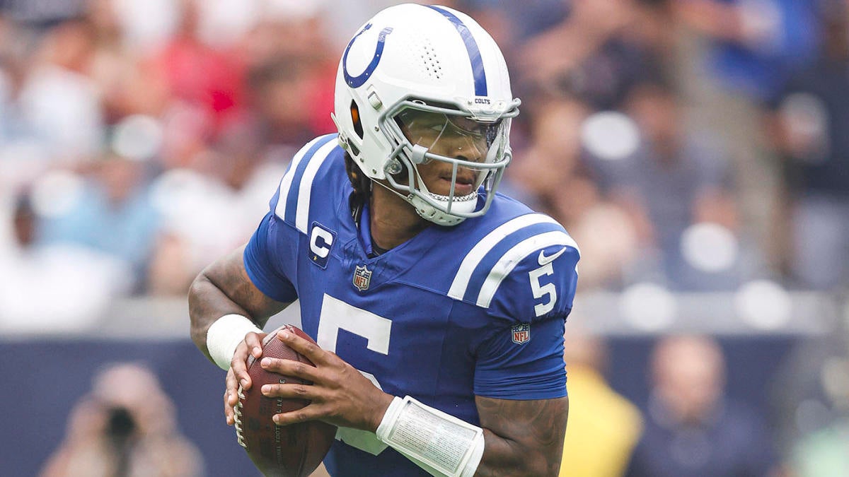 "NFL Week 4: Injuries, Bets, and Fantasy Football in Lions vs Packers Thursday Night Showdown"