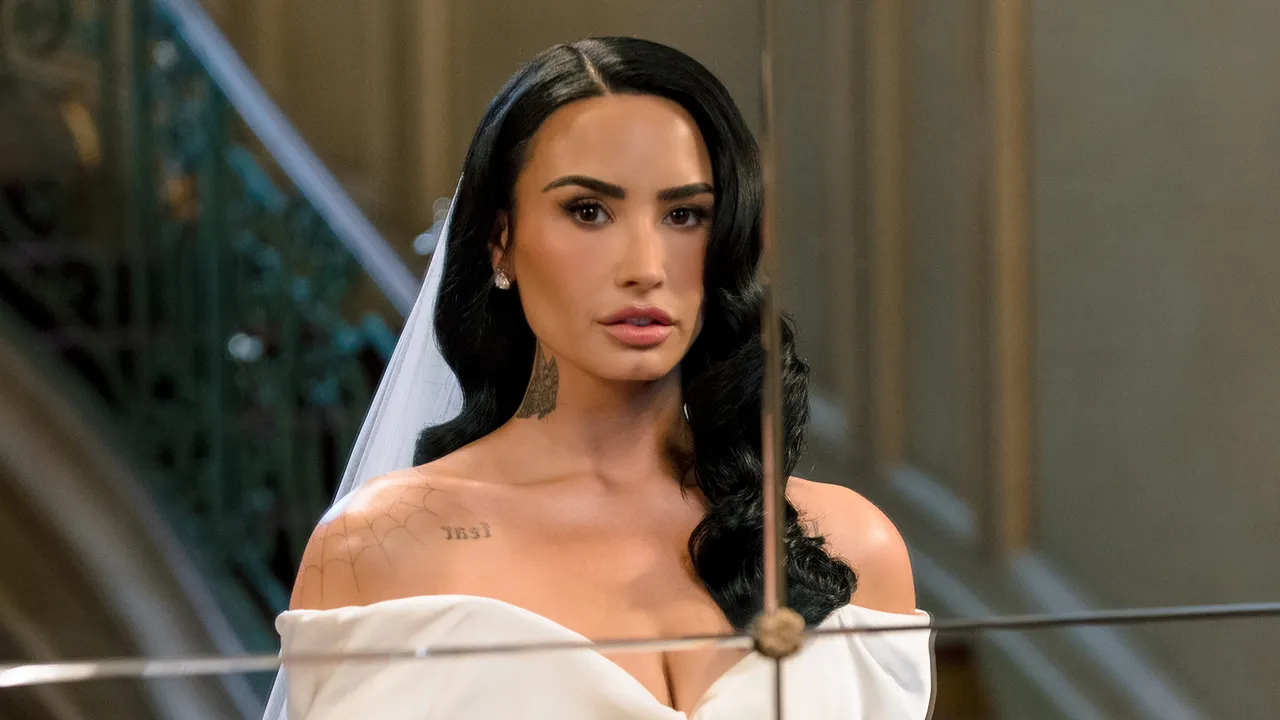 Featured image for Demi Lovato Marries Jordan ‘Jutes’ Lutes in Stylish California Wedding