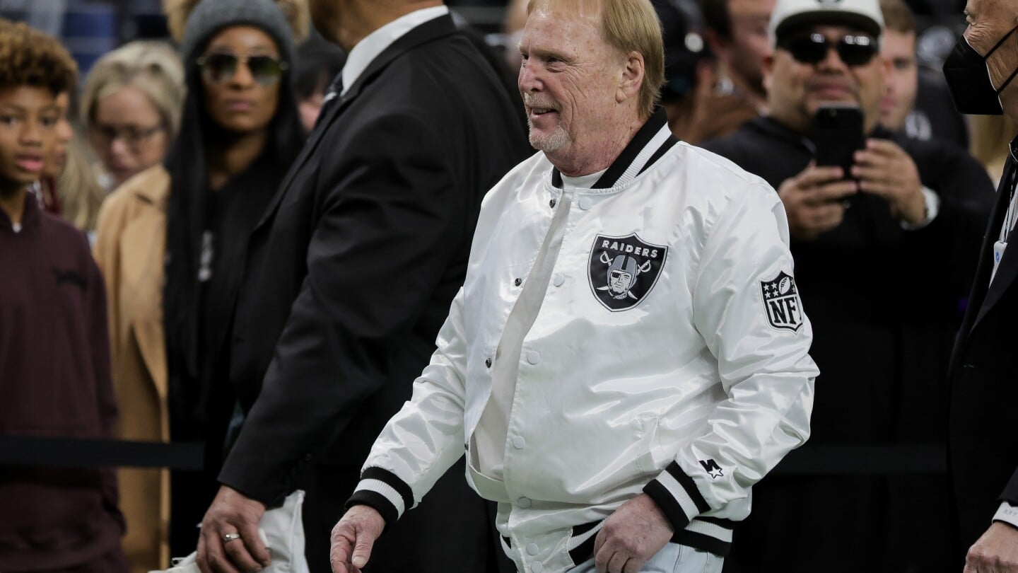 Featured image for Mark Davis Discusses Raiders' Coaching and GM Search