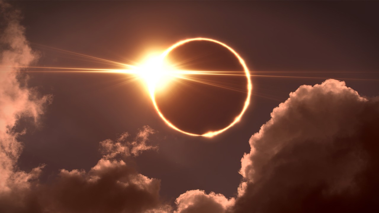 Featured image for "2024 Solar Eclipse: A Captivating Moment of Totality"