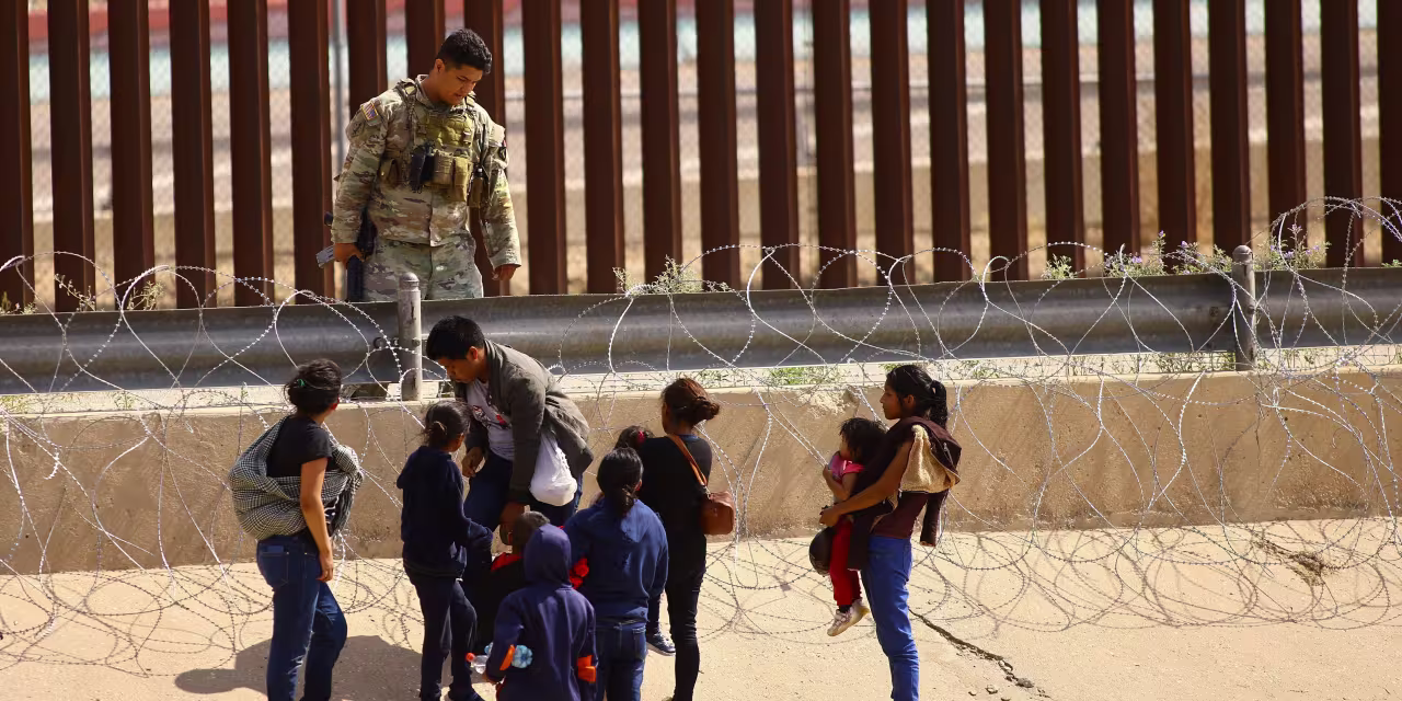 Rising Border Crossings Slow Down Fast-track Deportation Program for Migrant Families