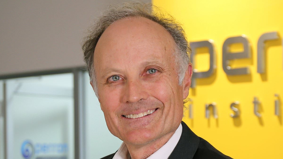 Featured image for "Neurologist Diagnosed with Parkinson's Disease in 40s: The Start of a Journey"