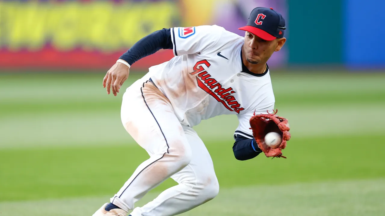 Featured image for Blue Jays Acquire Gold Glove 2B Andrés Giménez in Multi-Team Trade