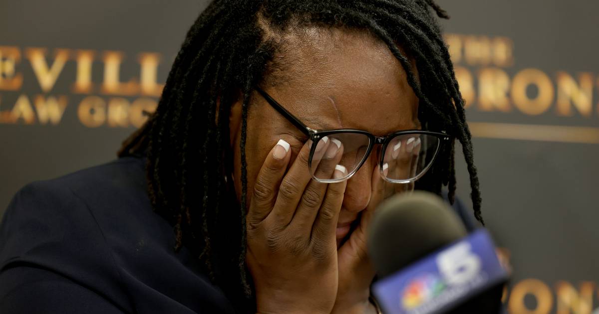 Lawsuit Imminent as Charges Dropped Against Mother and Son in Chicago Shooting