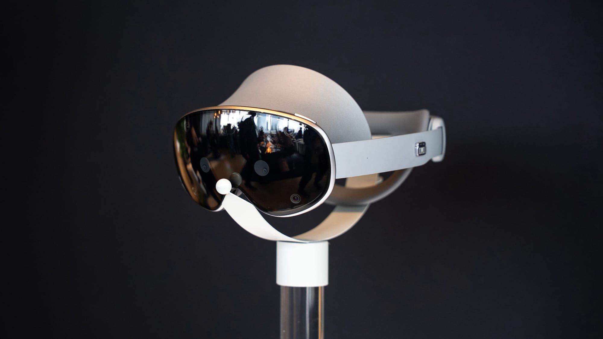 Featured image for Samsung Galaxy XR: The Android-Based Mixed Reality Headset Challenging Apple