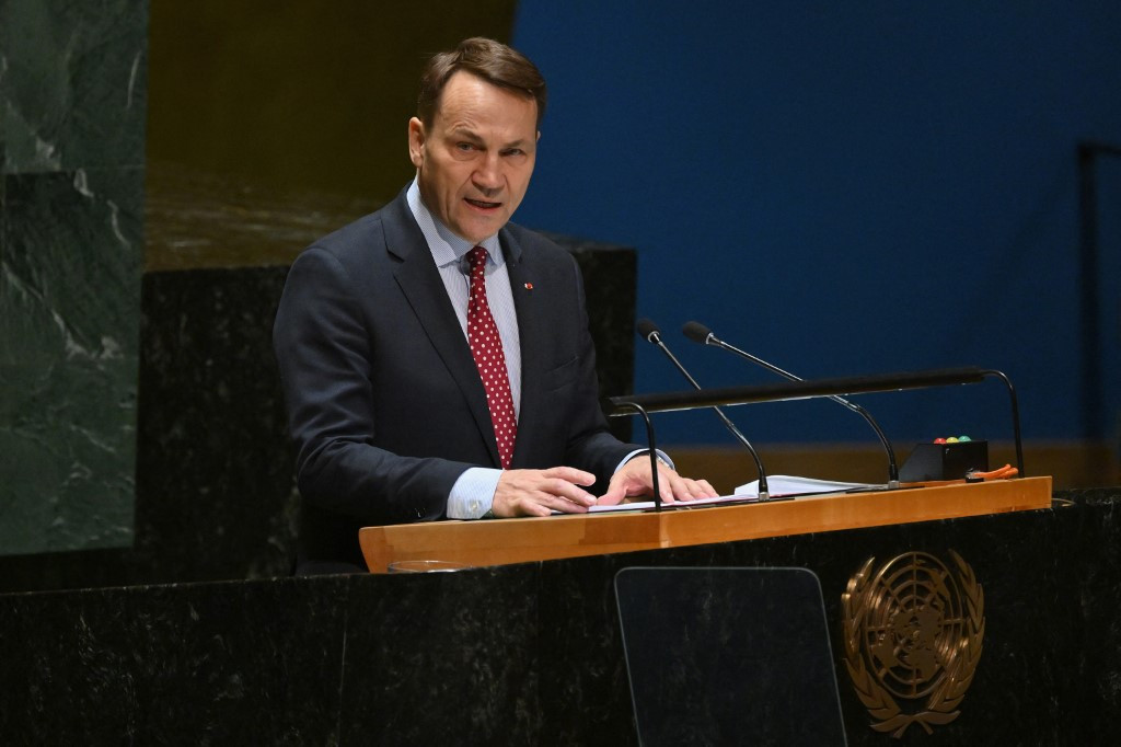"Polish Official: NATO Troops Already in Ukraine, EU Deployment Possible"