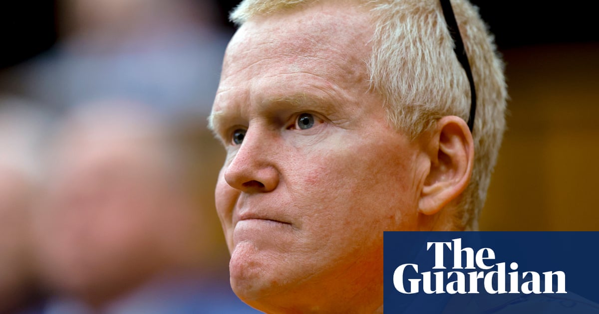 Featured image for "Ex-lawyer Alex Murdaugh Receives 40-Year Sentence for Financial Crimes and Deception"