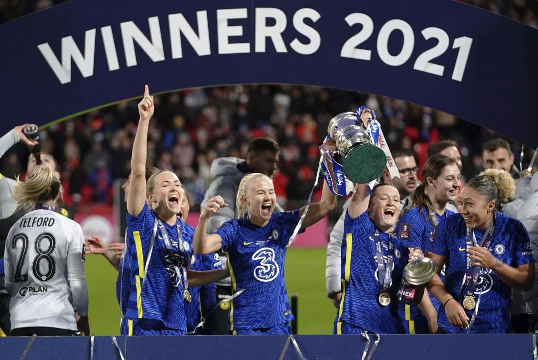 Euro 2025: Celebrated Soccer Couple Harder and Eriksson Face Off in Denmark-Sweden Clash