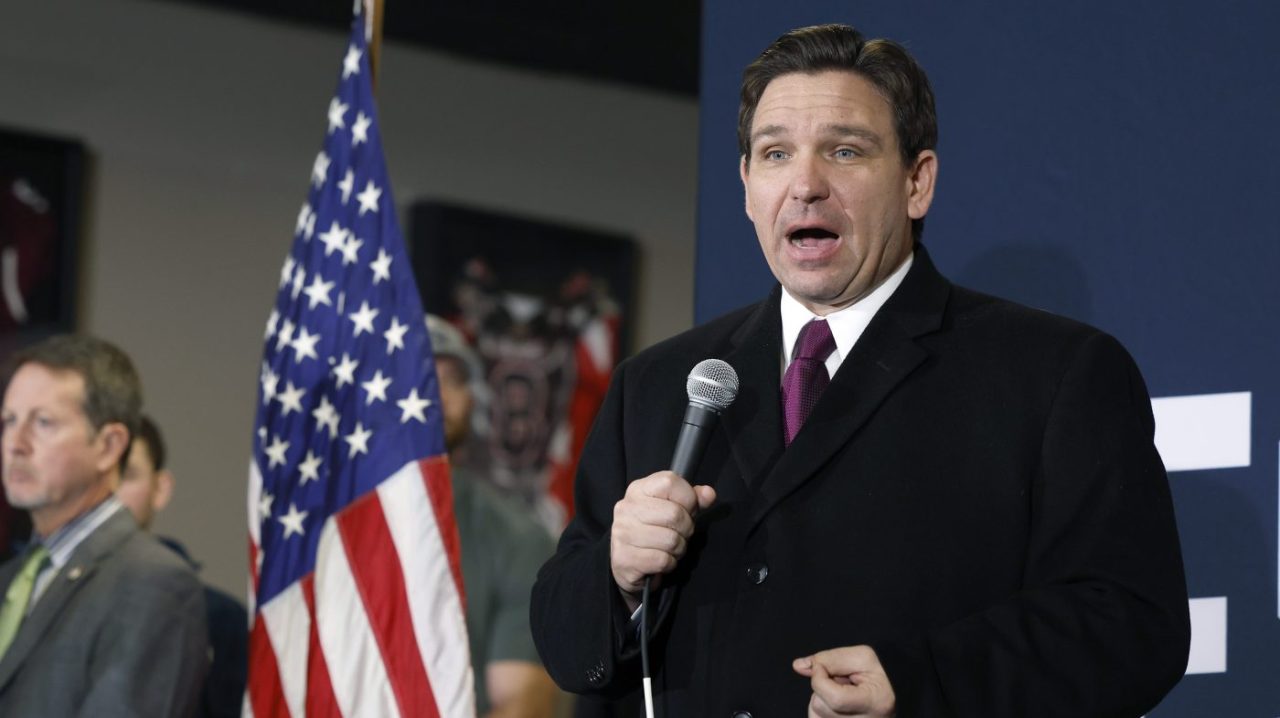 "DeSantis' Iowa Caucus Performance: A Second-Place Win or a Humiliating Loss?"