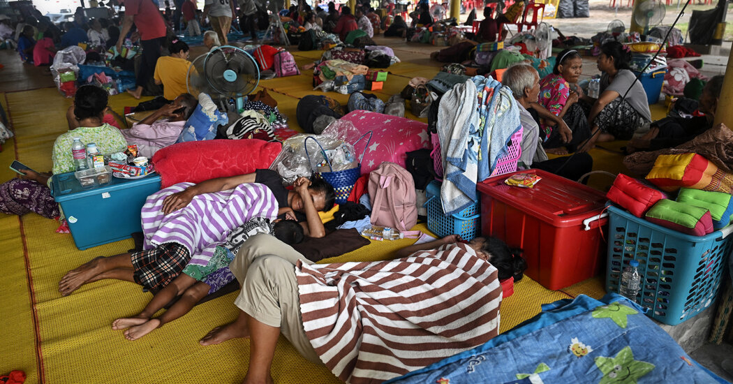 Escalating Thai-Cambodian Border Conflict Prompts Calls for Ceasefire