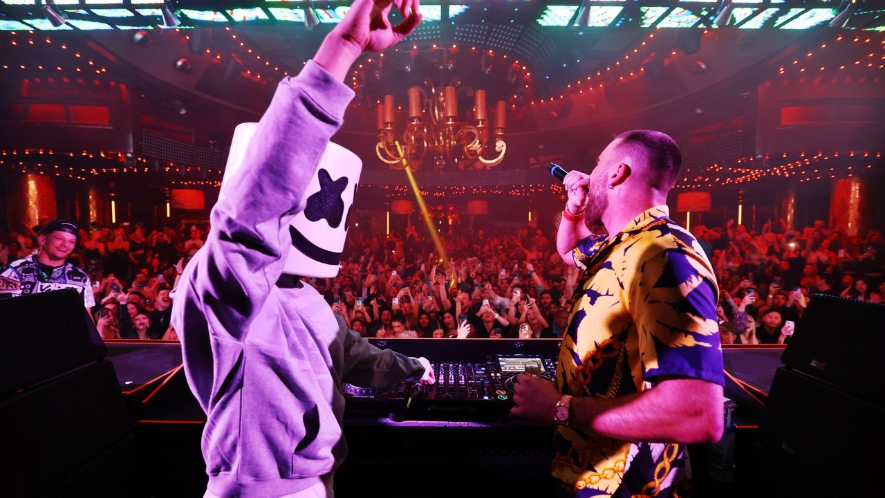 Travis Kelce's Vegas Party with Taylor Swift and Chiefs Teammates