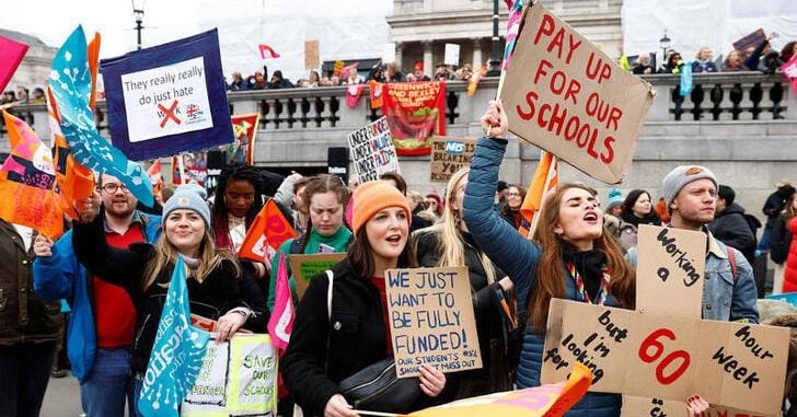 Featured image for UK Public Sector Sees Strong Pay Growth Amid Slowing Wage Growth