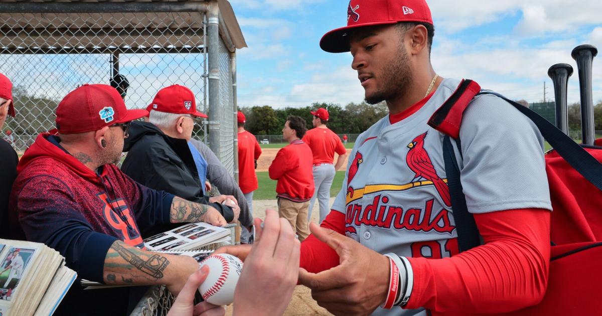 "Cardinals' Victor Scott II: From Roster Addition to Outfield Overhaul"