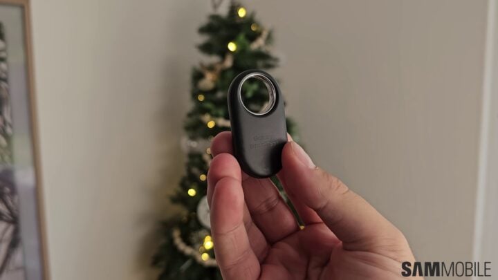 Featured image for "Samsung Galaxy SmartTag 2: The Ultimate Companion for Samsung Phone Owners"