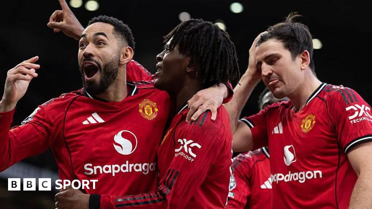 Carrick Sparks United Revival with 2-0 Derby Win Over City