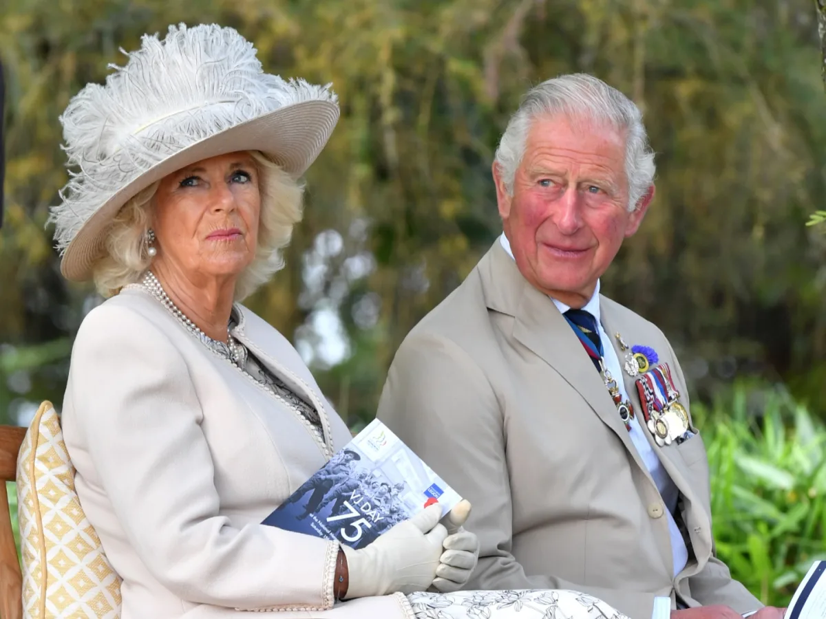 "Royal Pay Gap: King Charles & Queen Camilla Under Scrutiny for Staff Salaries"