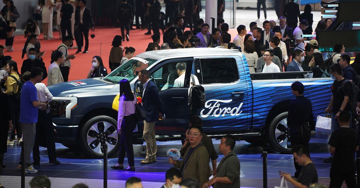 Featured image for Ford's Q1 profits driven by gas-powered vehicles despite EV losses.