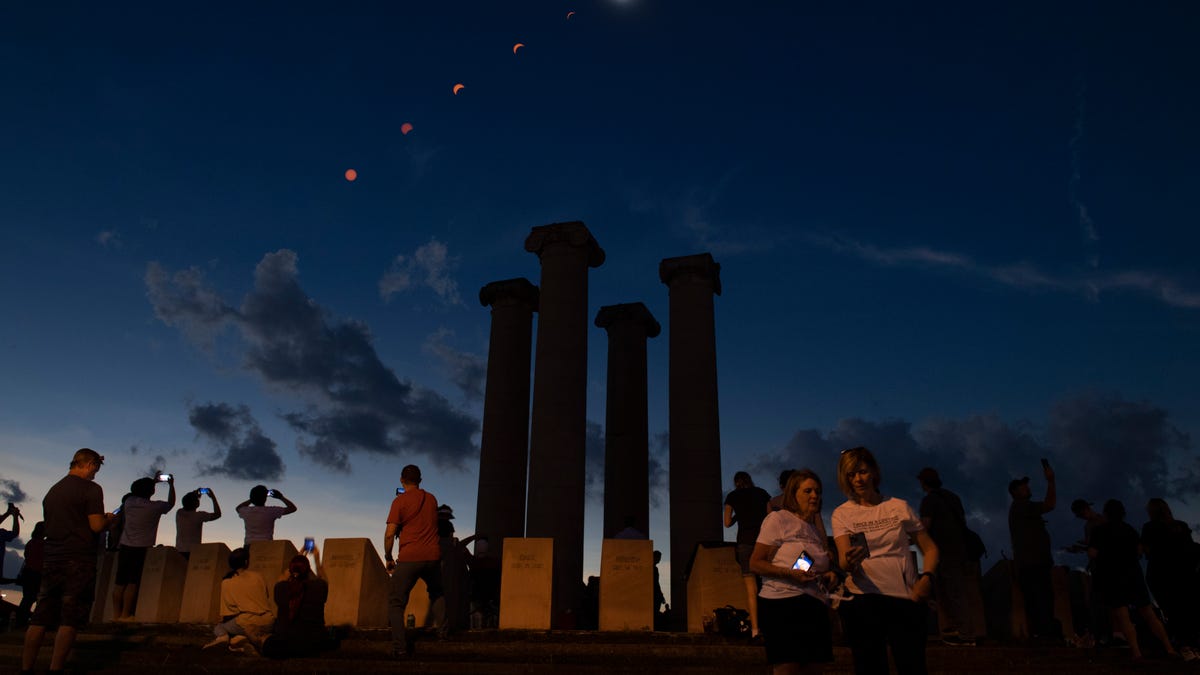 Featured image for "Upcoming Total Solar Eclipses: Dates and Locations to Watch Out For"
