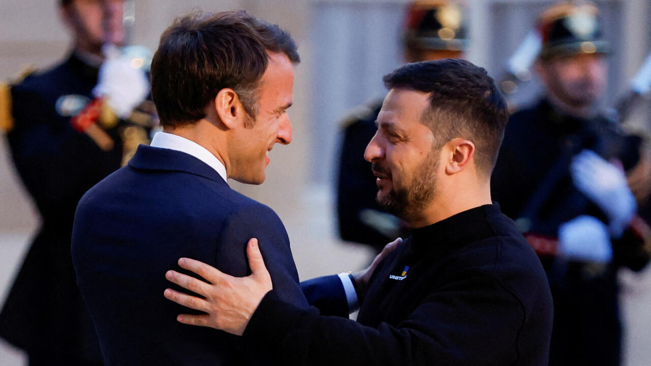 "French FM Sejourne Announces Imminent Security Agreement Between France and Ukraine"