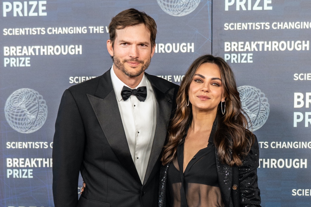 Stars Shine on the Red Carpet at Breakthrough Prize Ceremony 2023